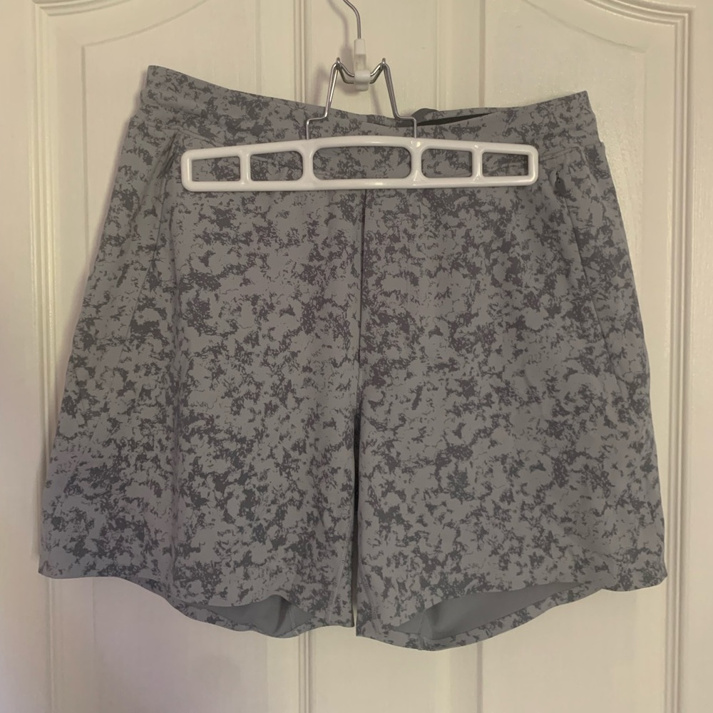 Lululemon Mens Balancer Short 6” NWT